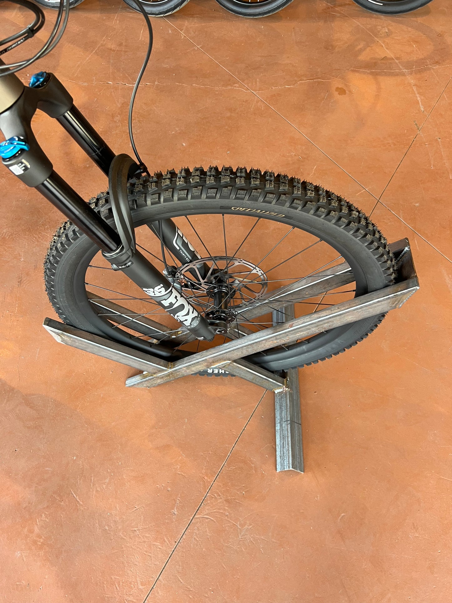 Heavy Duty Steel Wheel Chock Bike Stand